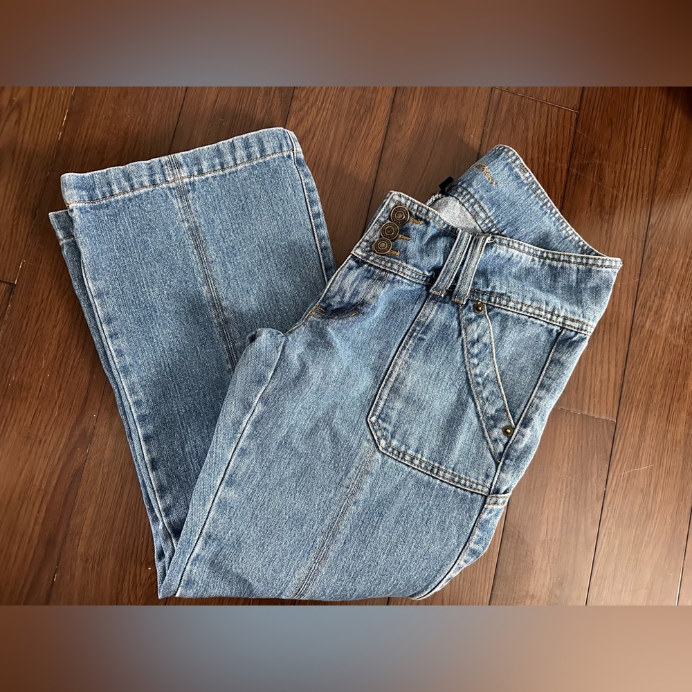 Campus Crew Jean Capri